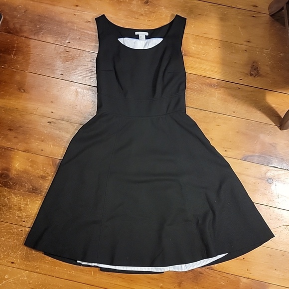 Black Dress - Picture 2 of 6